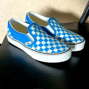 Kids Blue & White checkered Vans Size 1